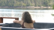 alaska_fishing_lodge_hottub